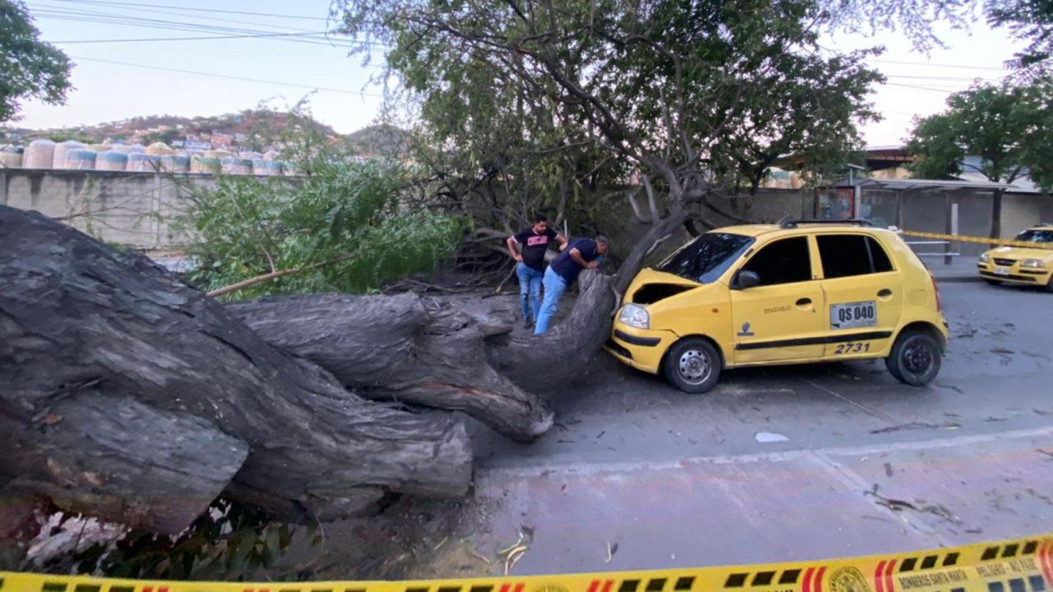 El hecho ocurrió en la avenida del Ferrocarril.