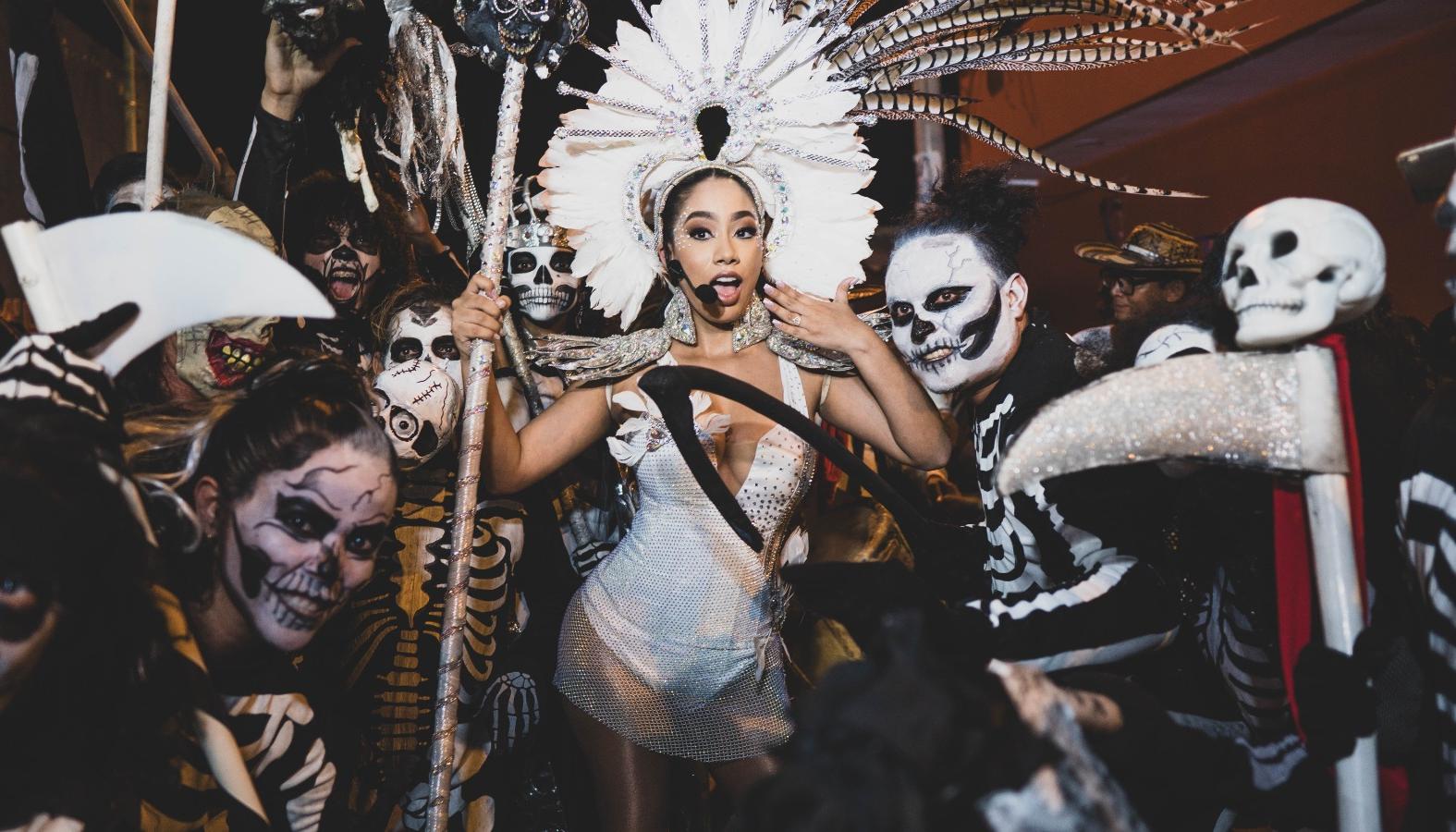 Durante la coronación y el bando, también hubo lugar para el Ceremonial de la Muerte.