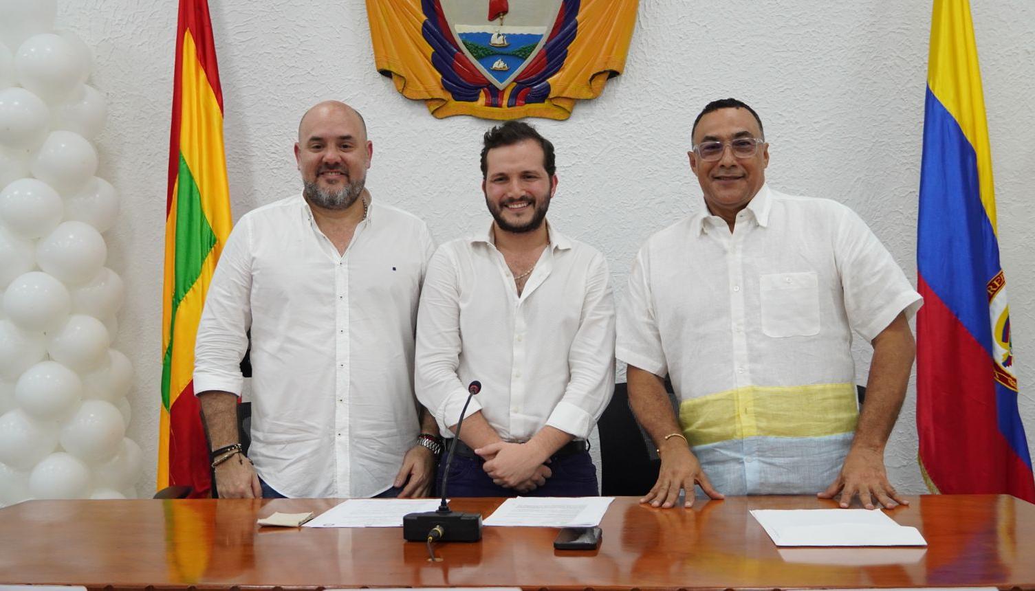Mauricio Villafáñez Jabba y Antonio Bohórquez fueron designados como primer y segundo vicepresidente.