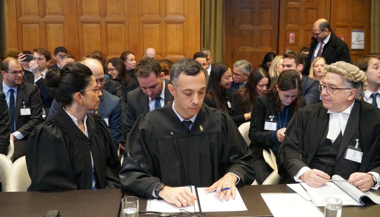 Equipo jurídico de Israel en la CIJ.