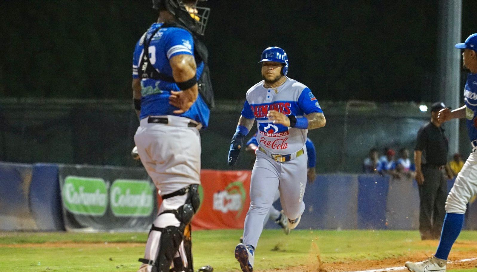 Harold Ramírez anotó dos carreras para Caimanes. 