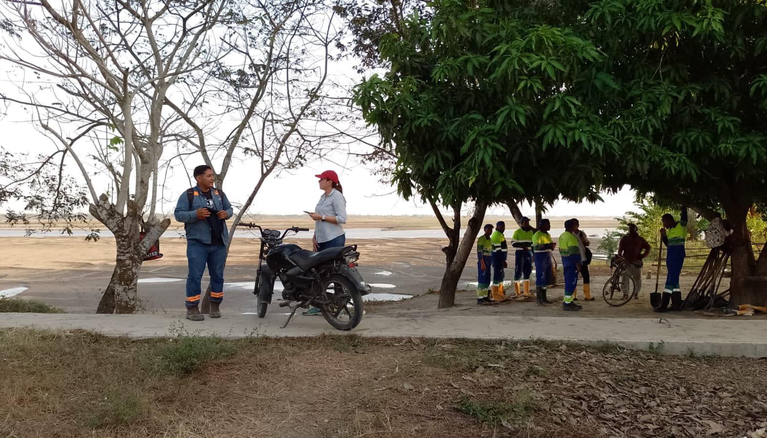La Secretaria de Agua Potable en una inspección a los playones que deja la sequía