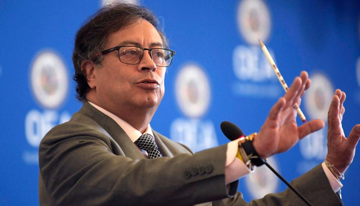 Gustavo Petro.