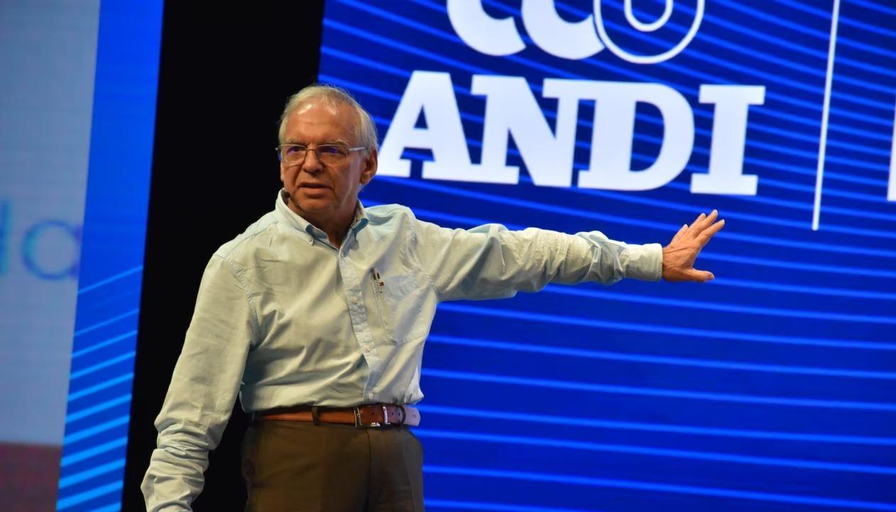 Ricardo Bonilla, ministro de Hacienda