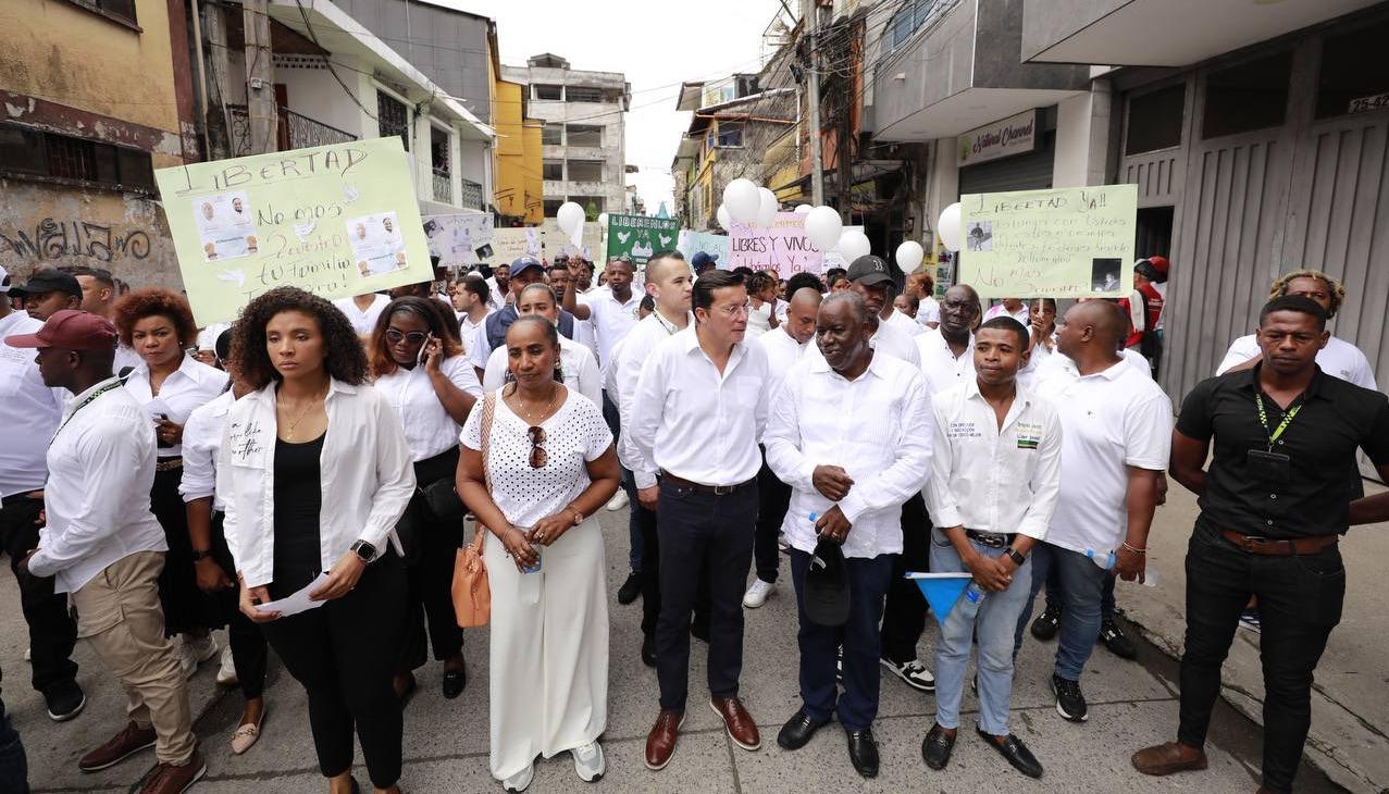 El Registrador Nacional Hernán Penagos, en la marcha de este jueves en Quibdó