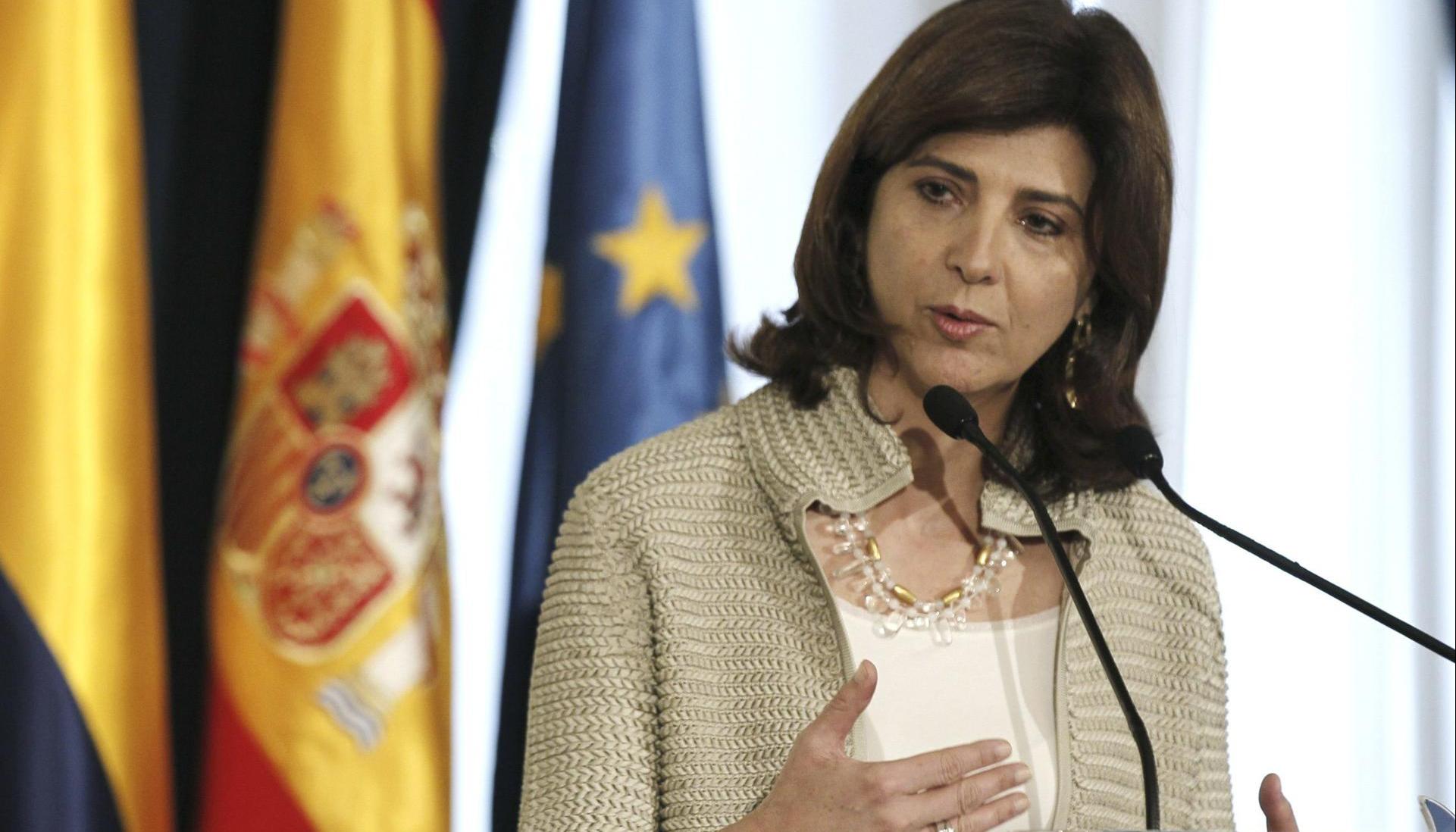 María Ángela Holguín Cuéllar