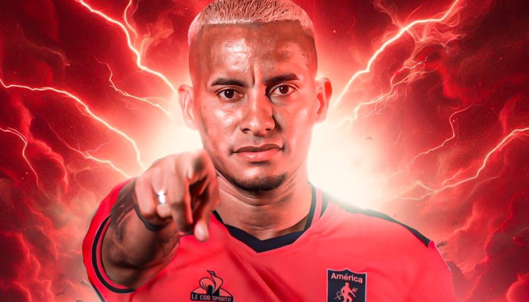 Michael Barrios regresa al fútbol colombiano después de nueve años. 