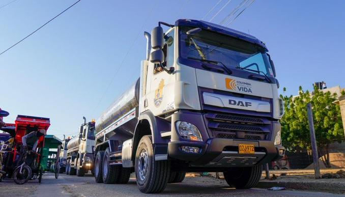 Uno de los carrotanques enviados a La Guajira. 