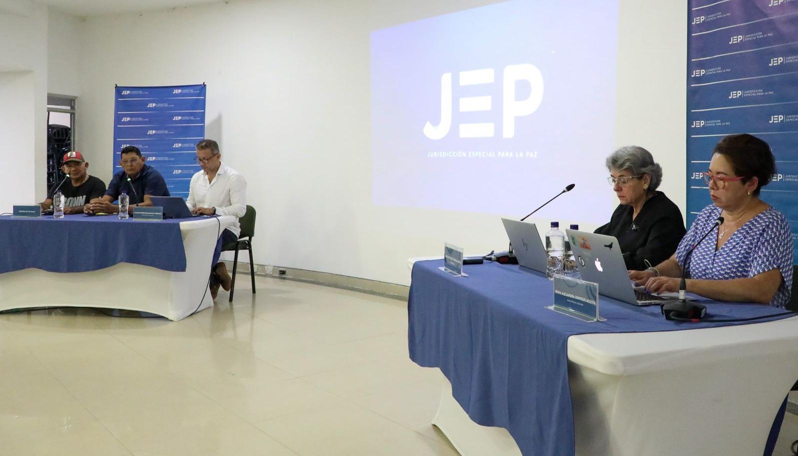 Audiencia judicial ante la JEP. 