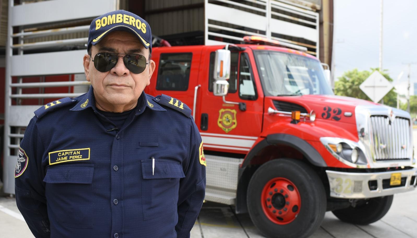 Capitán Jaime Pérez, comandante del Cuerpo de Bomberos.