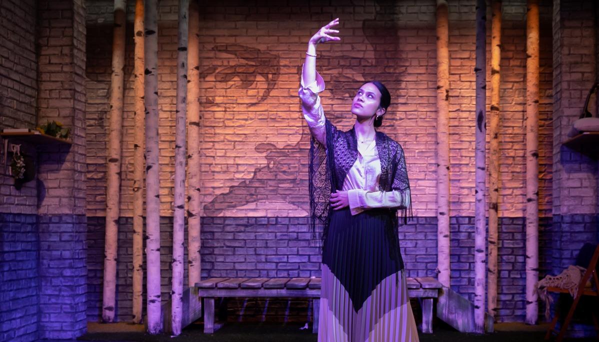 María José Payares en la obra 'Stupid Fucking Bird'.
