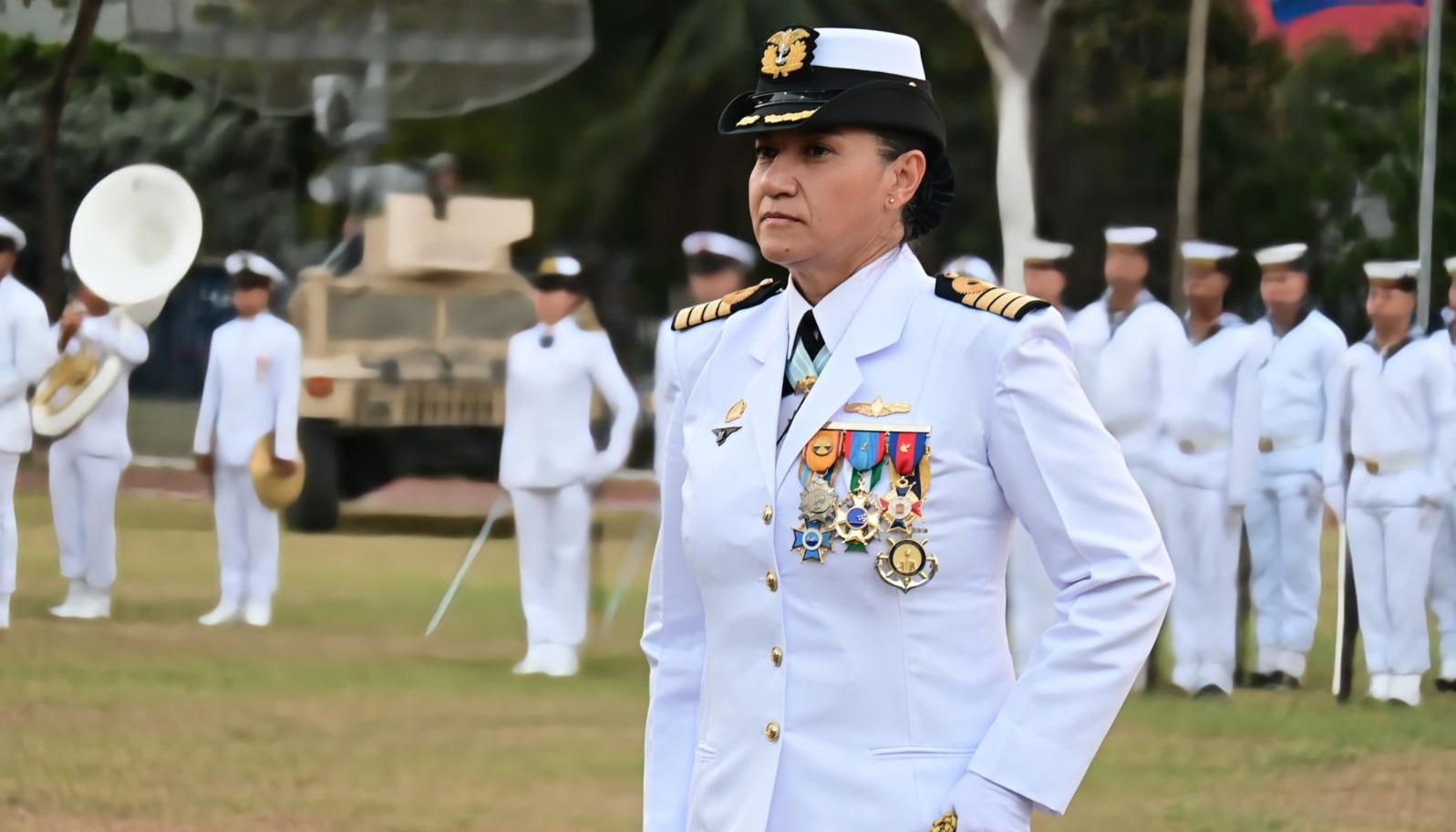 Marcela Ramírez, capitán de navío.