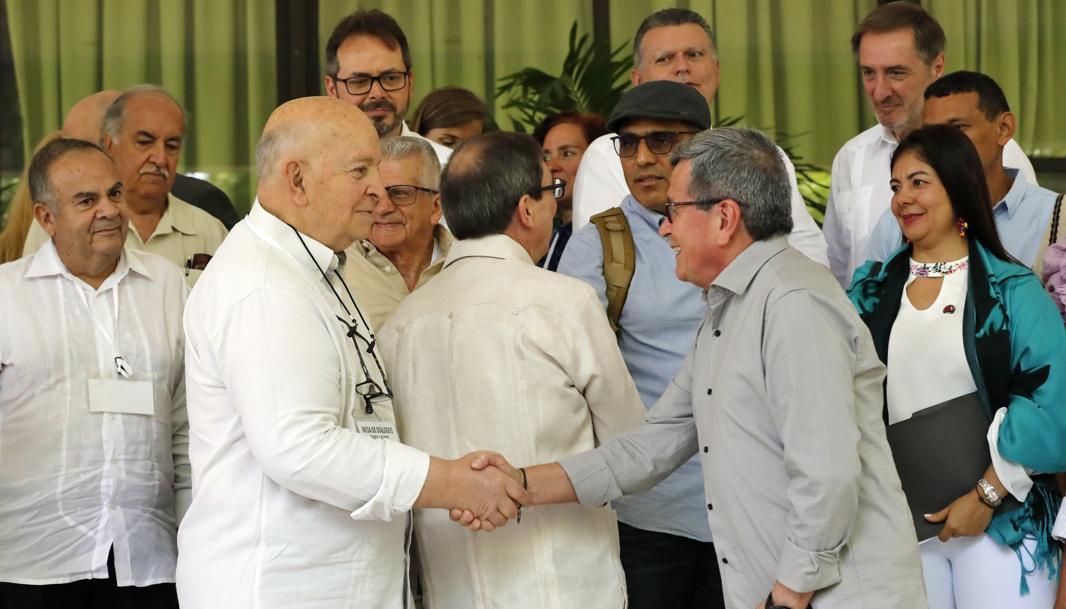 Otty Patiño y Pablo Beltrán.