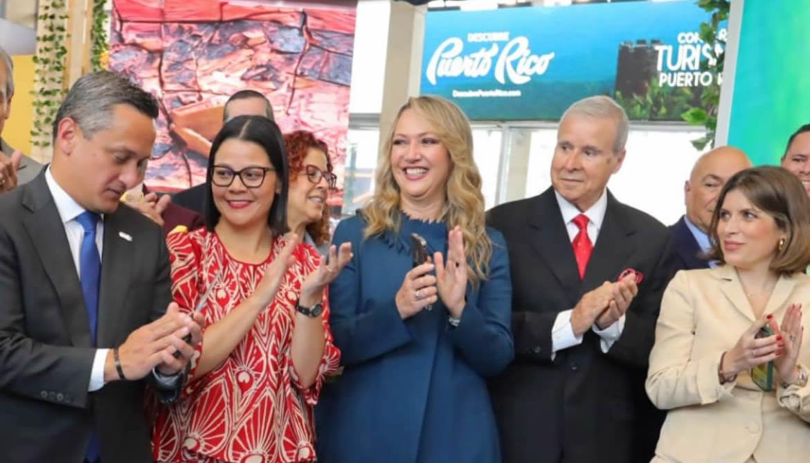 Carlos Mercado, Executive Director At Puerto Rico Tourism Company, Natalia Bayona, Director of the UNWTO, Paula Cortés President of ANATO, Raul Bustamante, GM at The Royal Sonesta San Juan and Virginia Messina, Senior VP at World Travel and Tourism Council