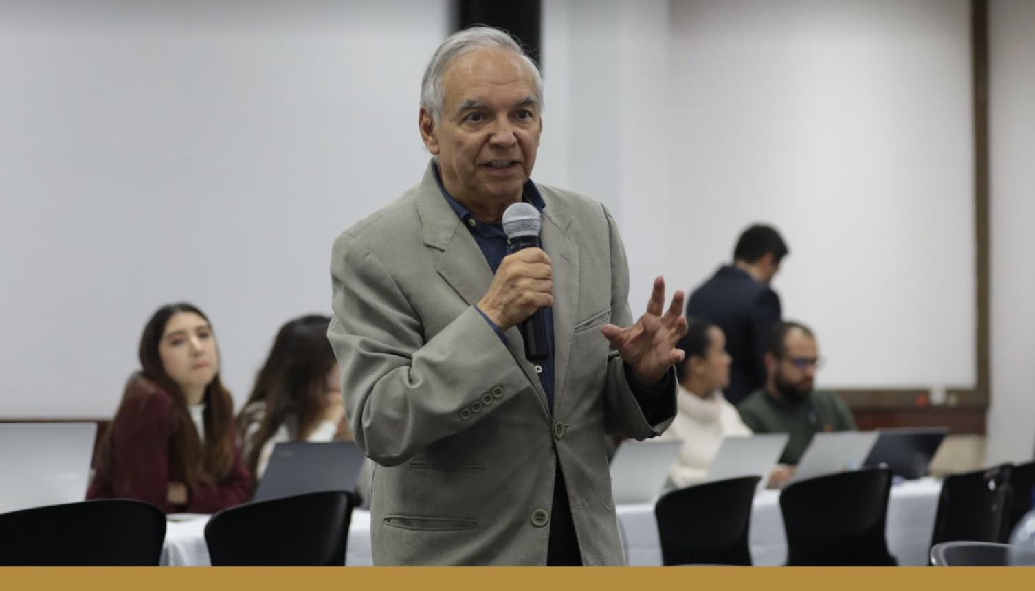 Ricardo Bonilla, ministro de Hacienda y Crédito Público.