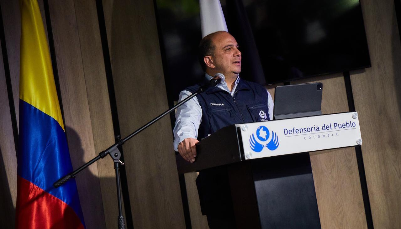 Carlos Camargo, Defensor del Pueblo