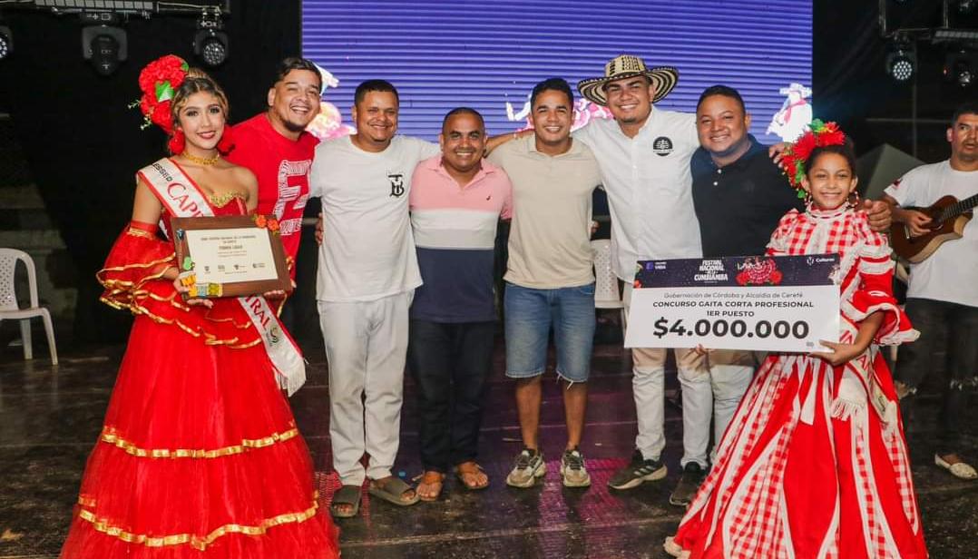 El Festival Nacional de la Cumbiamba deleitó a los habitantes de Cereté con distintas muestras culturales.