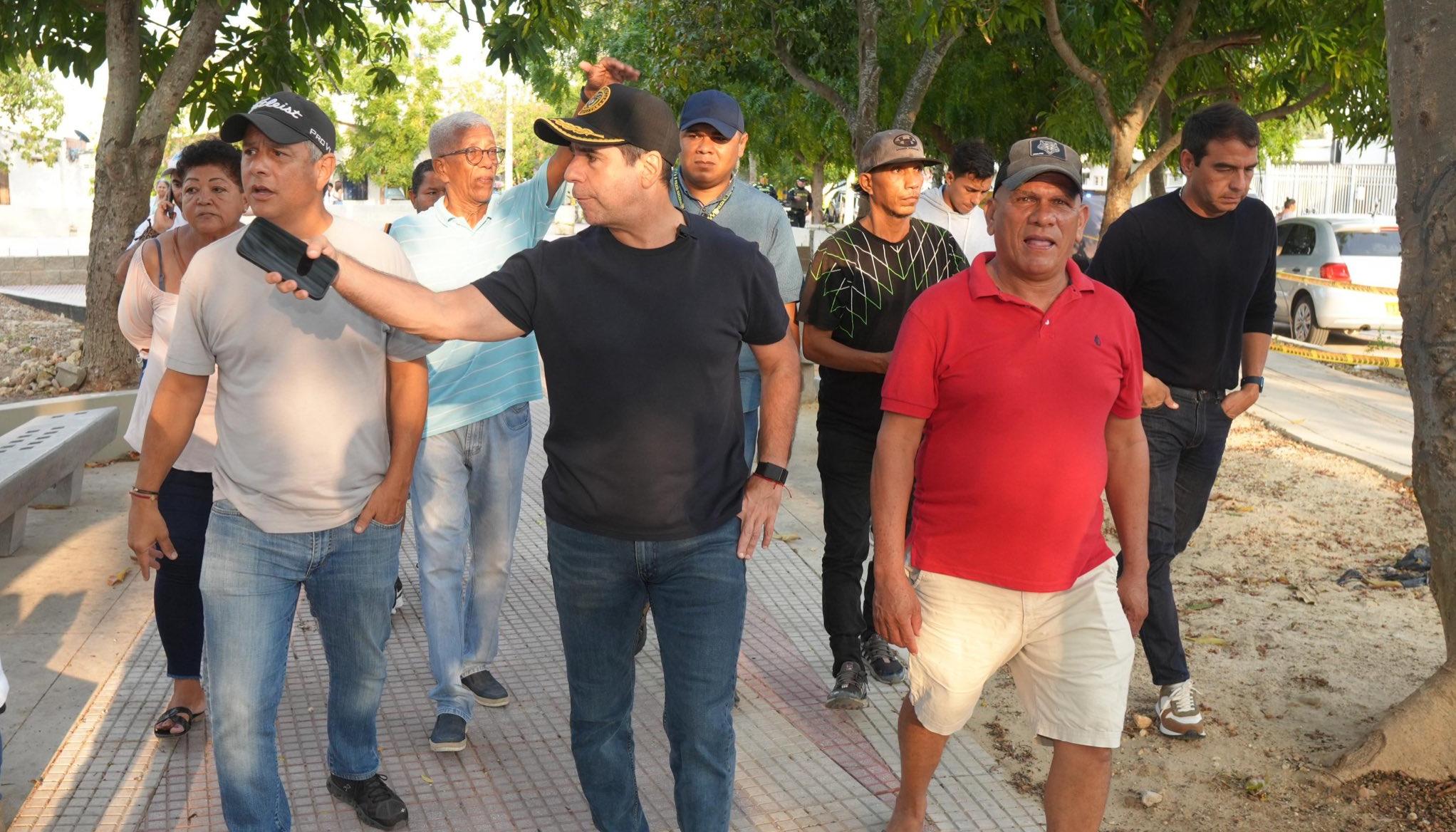 El alcalde estuvo acompañado por la comunidad de El Limón.