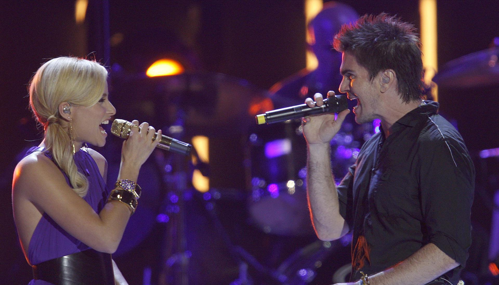 Nelly Furtado y Juanes.
