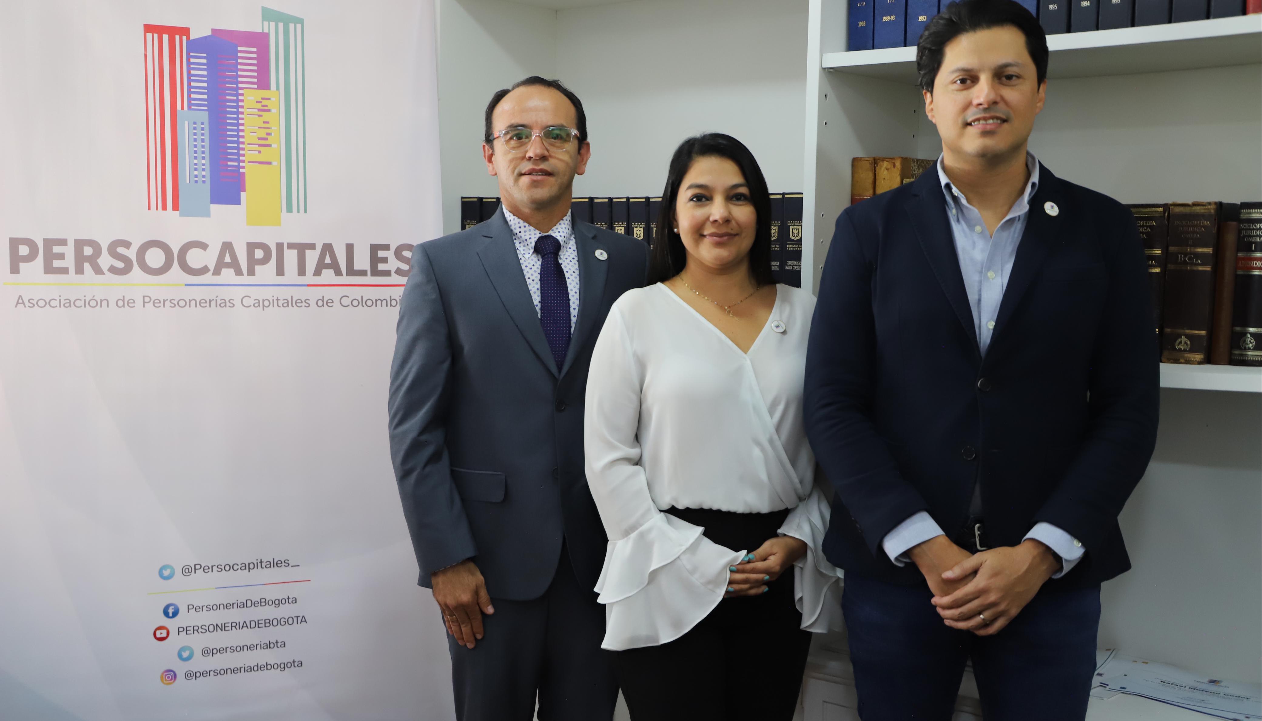 Andrés Villabona, Personero de Tunja, Vicepresidente; Juliana Ríos, Personera de Armenia, secretaria general y Miguel Alzate, Personero de Barranquilla, Presidente de Persocapitales.