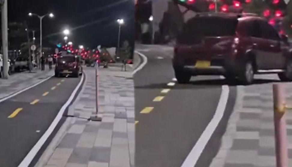 Vehículo que invadió la zona peatonal de El Malecón. 