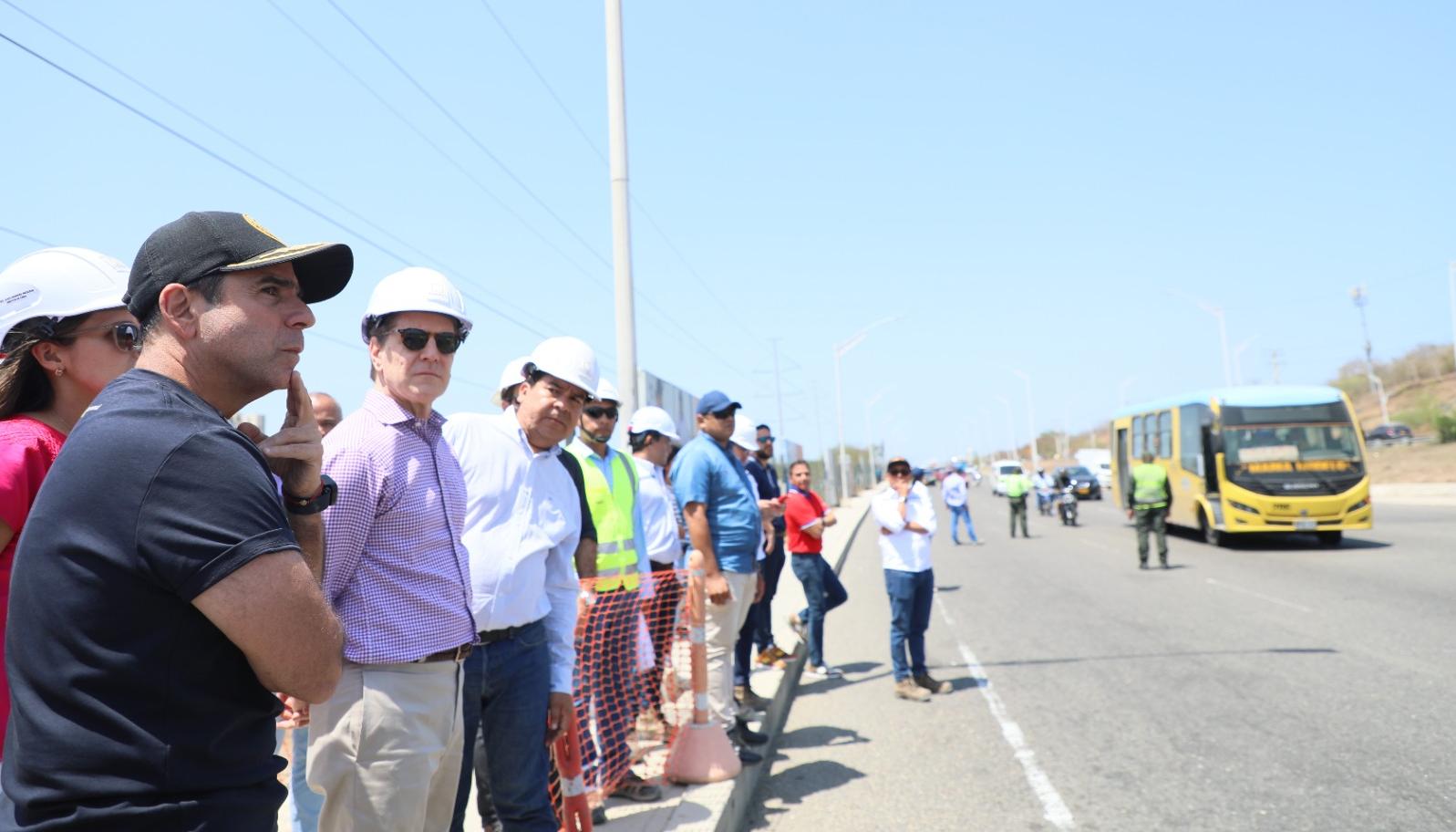 El alcalde Alex Char se fue al sector de Circunvalar con la 43 en donde será construido el intercambiador vial