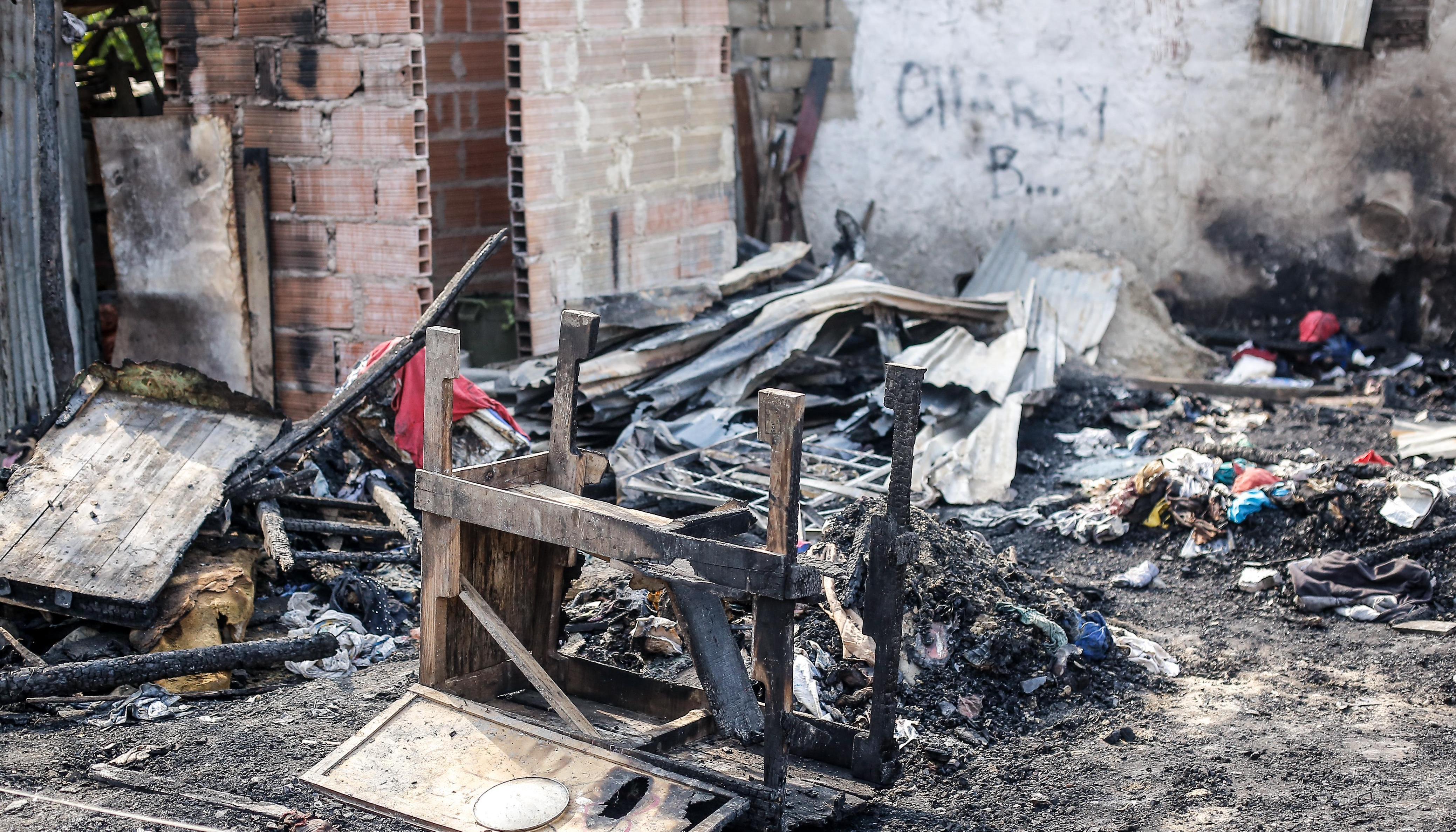 Así quedó el sector afectado por el incendio en el barrio Nelson Mandela