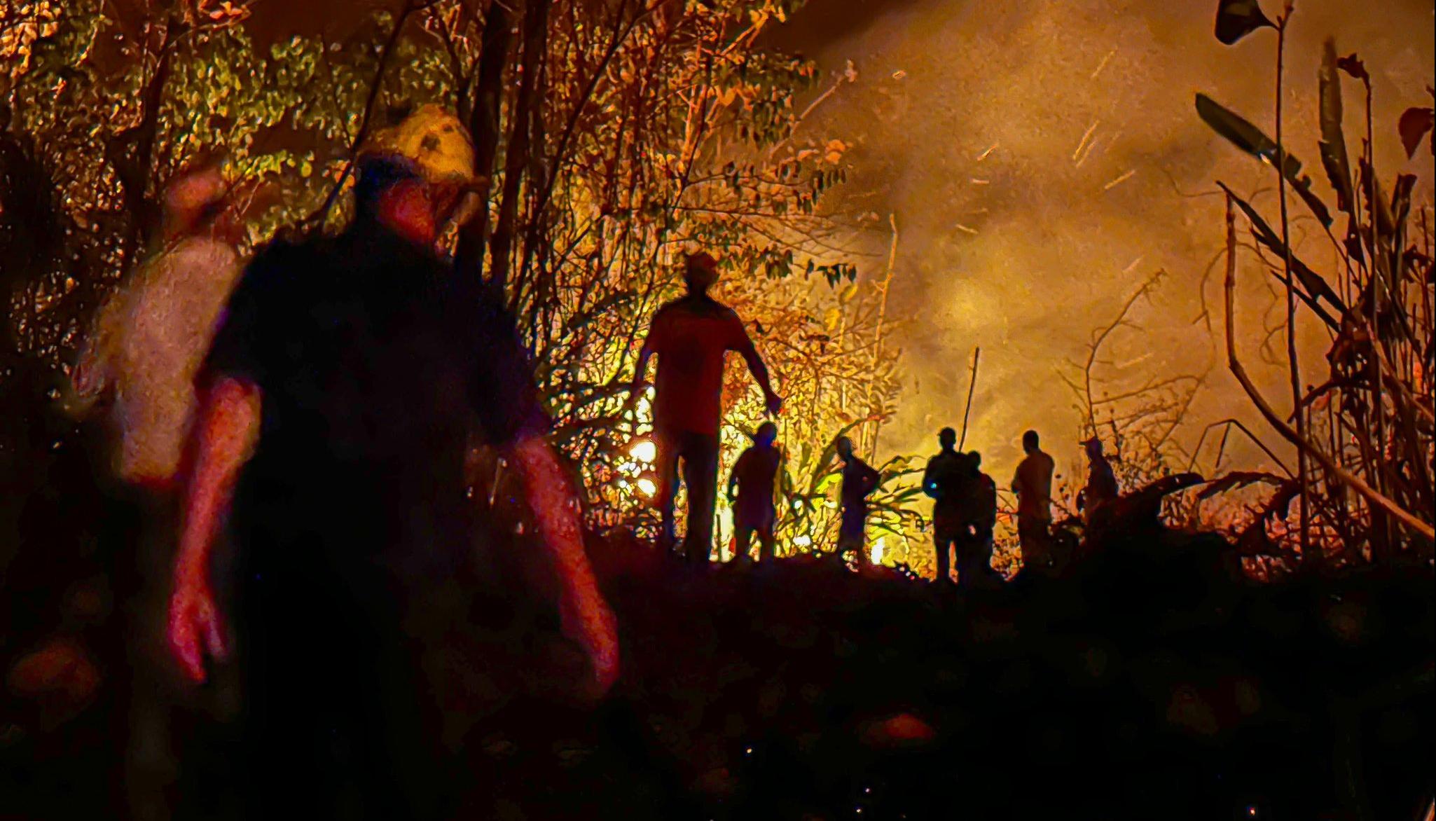 El incendio en la vereda Algarrobal, San Onofre, comenzó el Jueves Santo