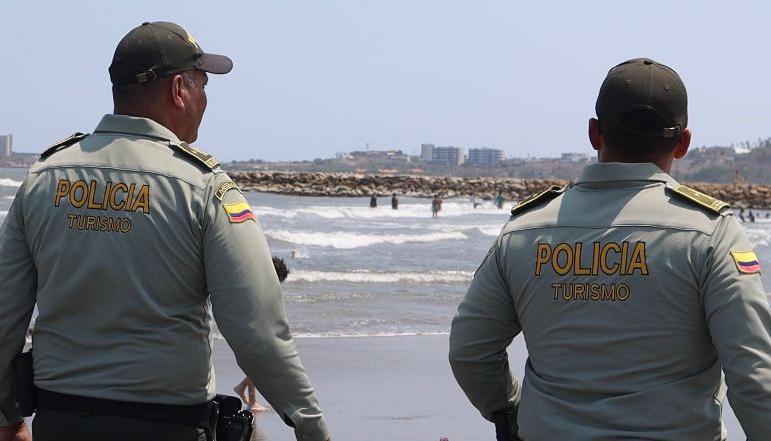 Entregaron recomendaciones de autoprotección a propios y turistas.