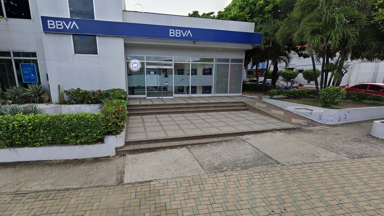 Banco BBVA, ubicado en la calle 43 con carrera 45.