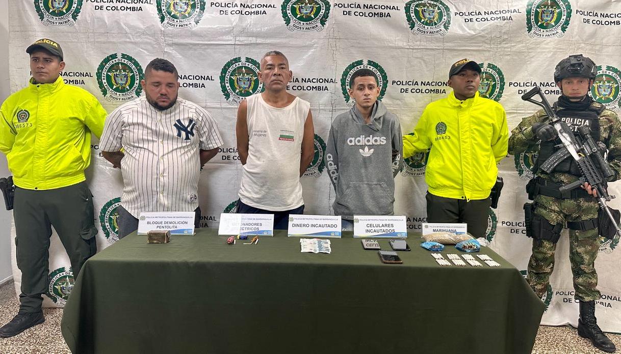 Los tres capturados quedaron a disposición de la Fiscalía. 