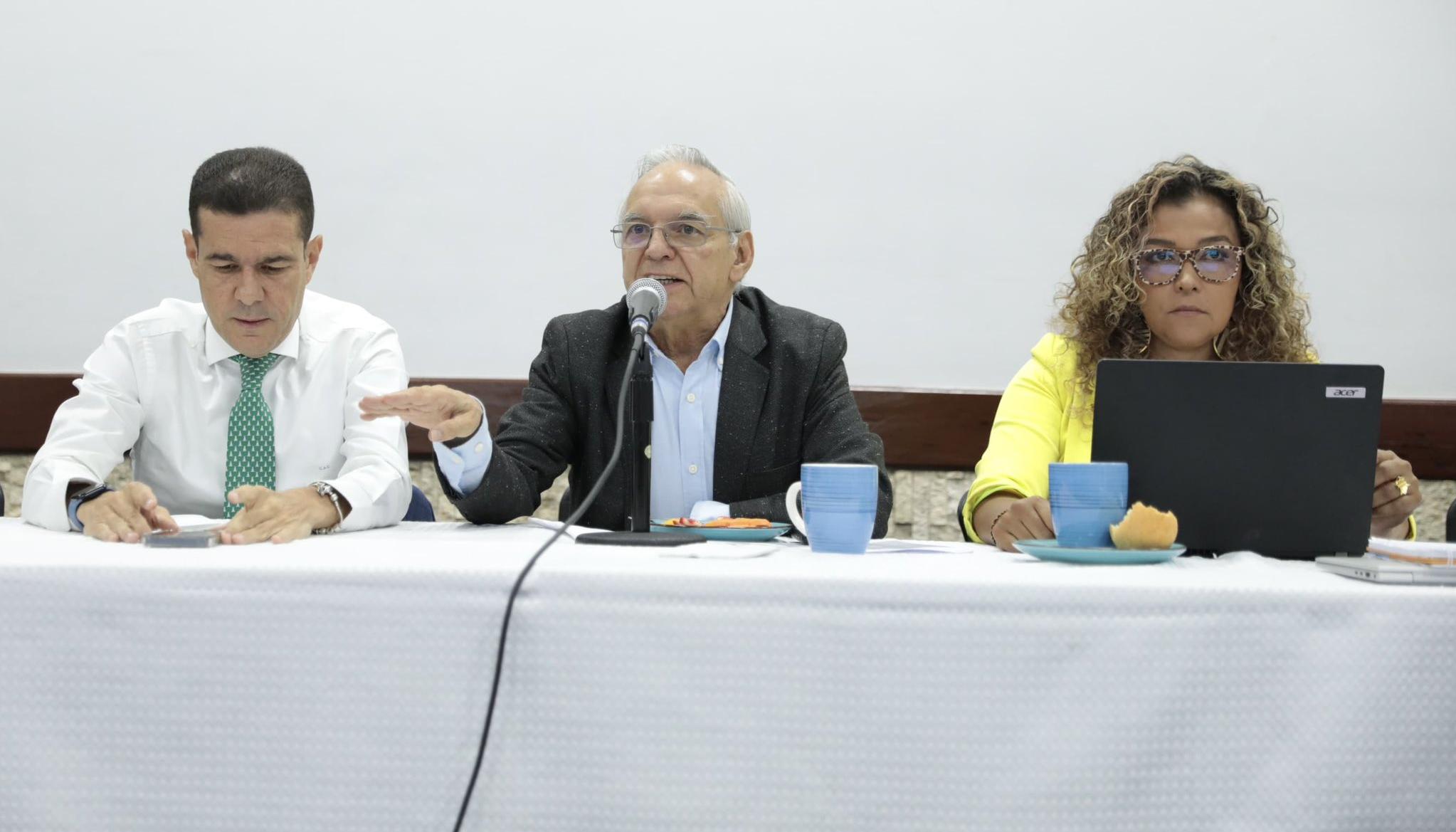 El Ministro de Hacienda, Ricardo Bonilla.