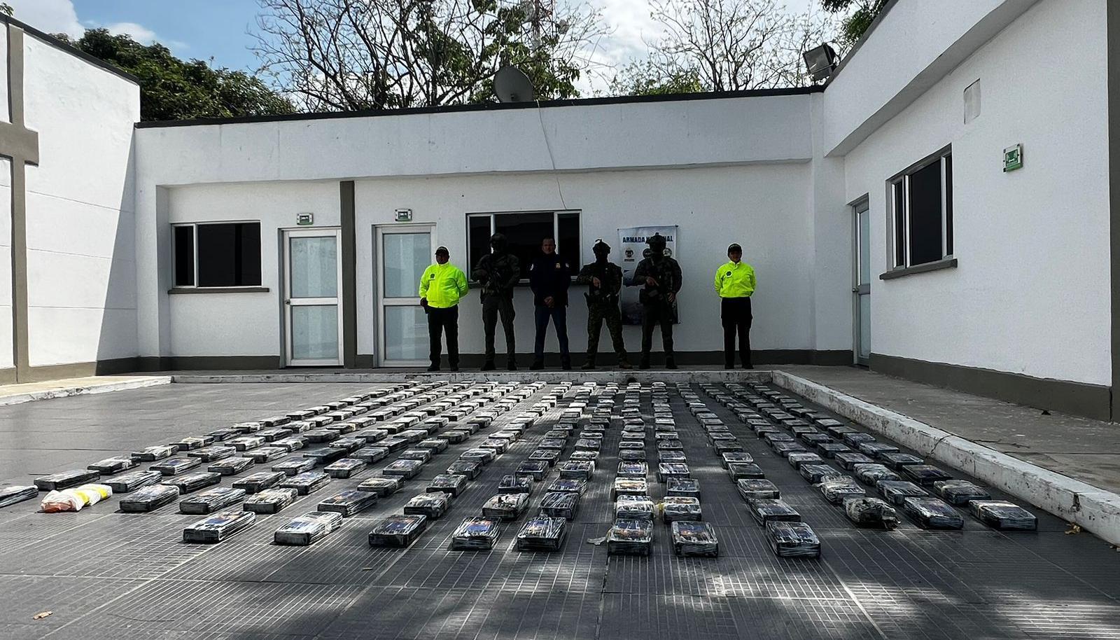 Cocaína incautada por las autoridades en zona urbana de Tubará. 