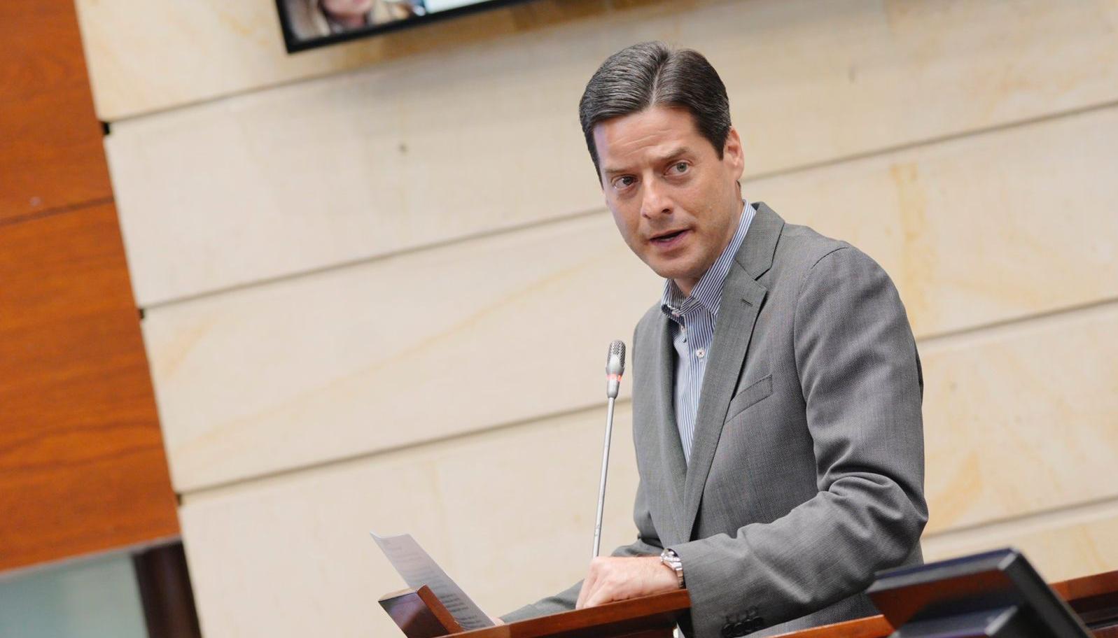 Mauricio Gómez, senador liberal. 