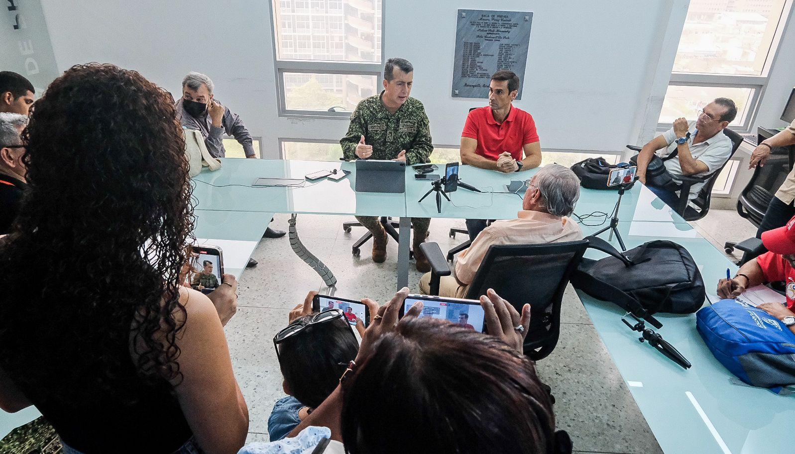 Reunión previa a cumbre de seguridad.