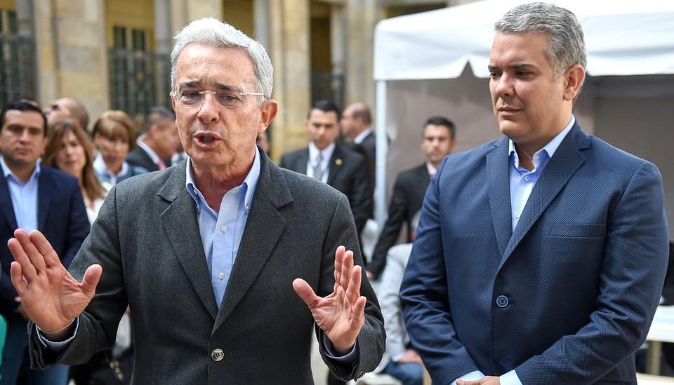 Álvaro Uribe e Iván Duque.