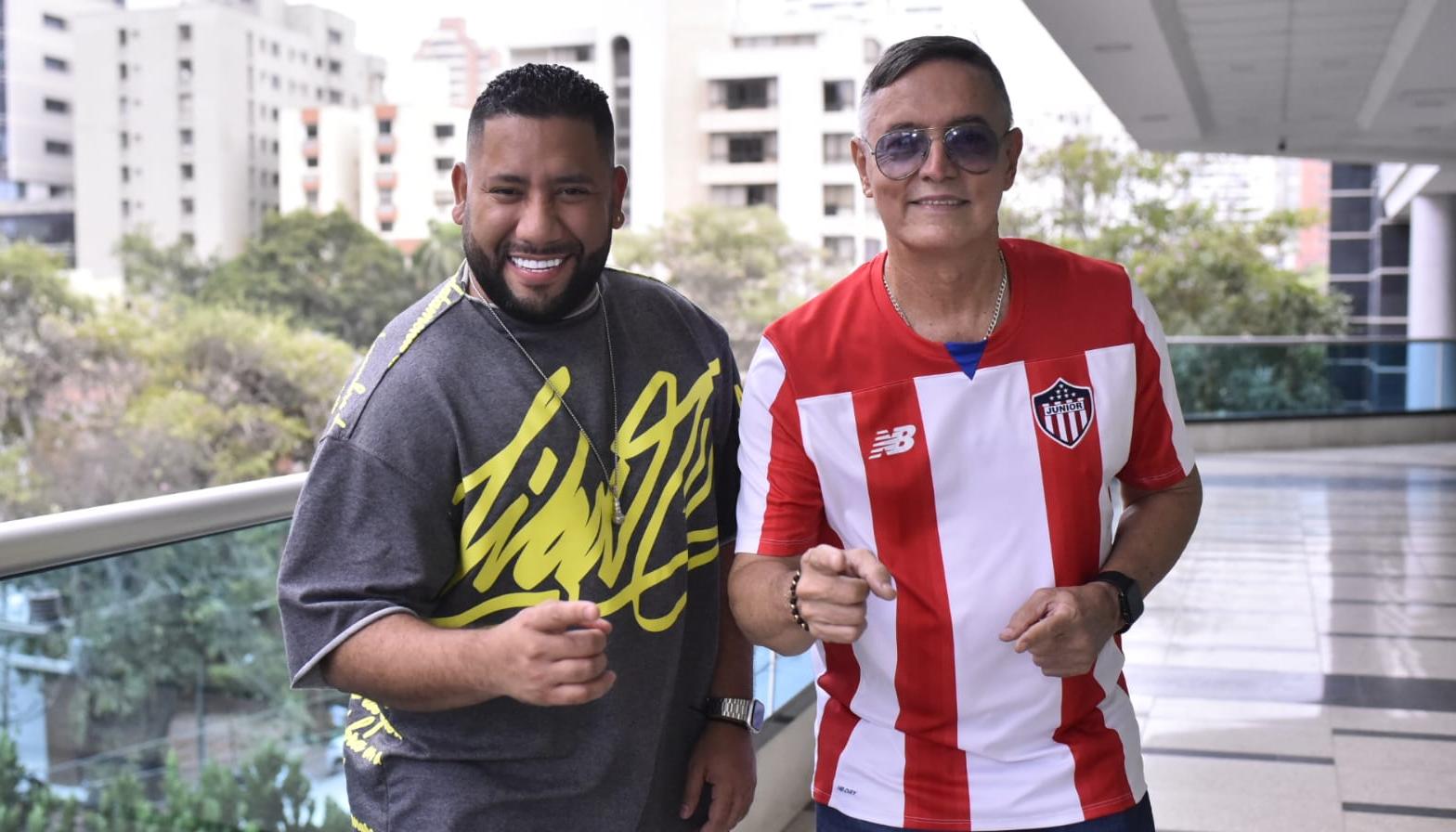 Yeison "El Cardenal de la Salsa" y Charlie Gómez.