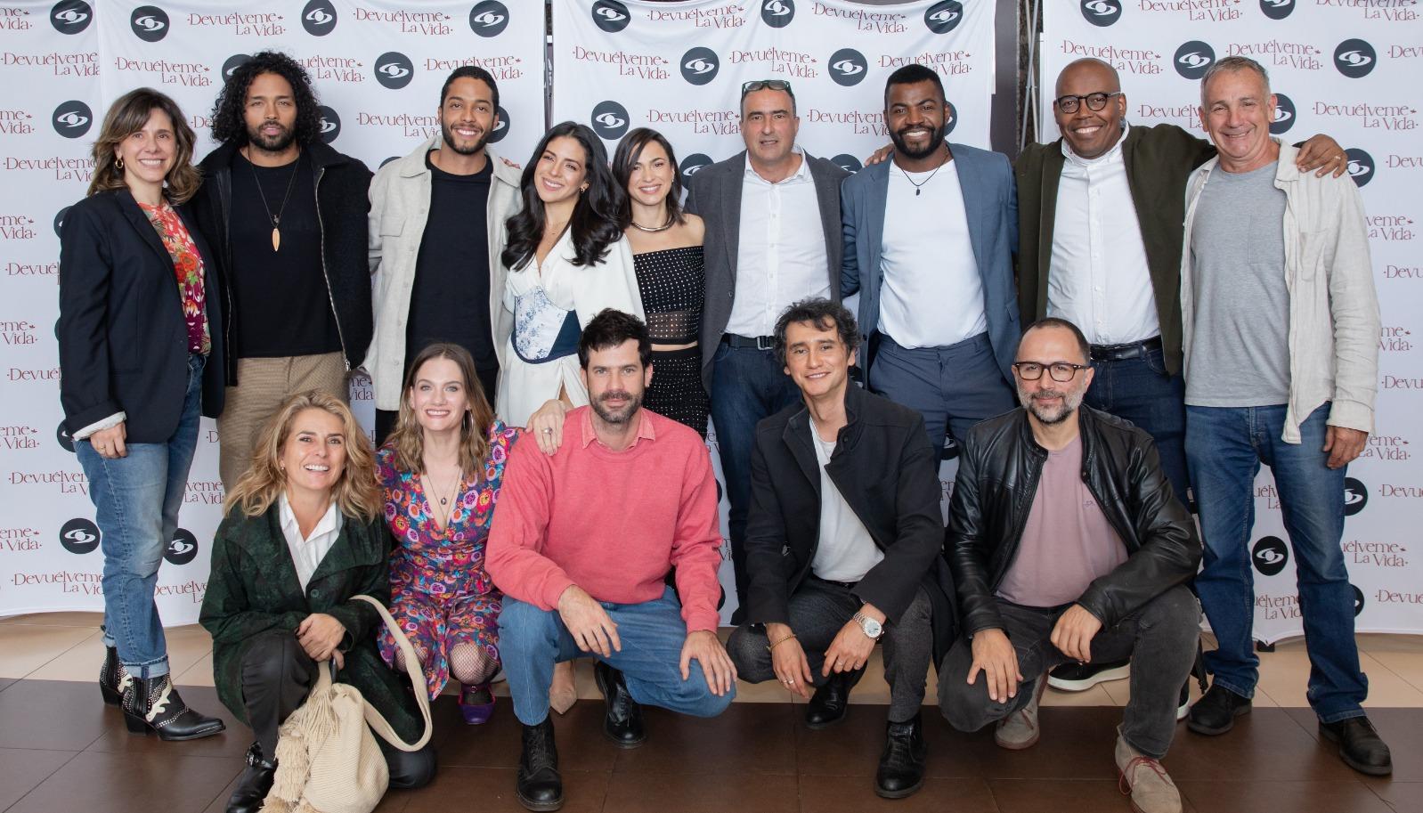 Los protagonistas, directores y libretistas de 'Devuélveme la vida'
