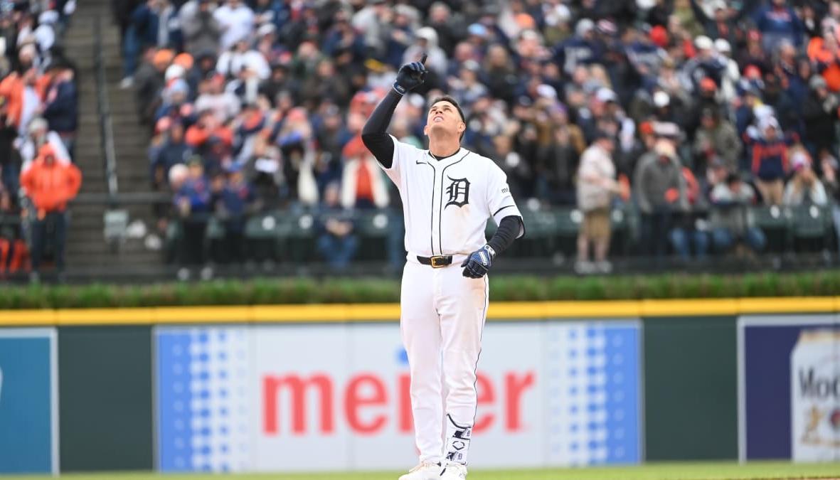 Gio Urshela tras remolcar la carrera que le dio el triunfo a los Tigres de Detroit.