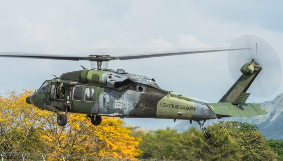 Helicóptero del Ejército Nacional.