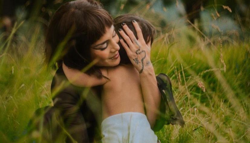 Greeicy junto a su hijo Kai.