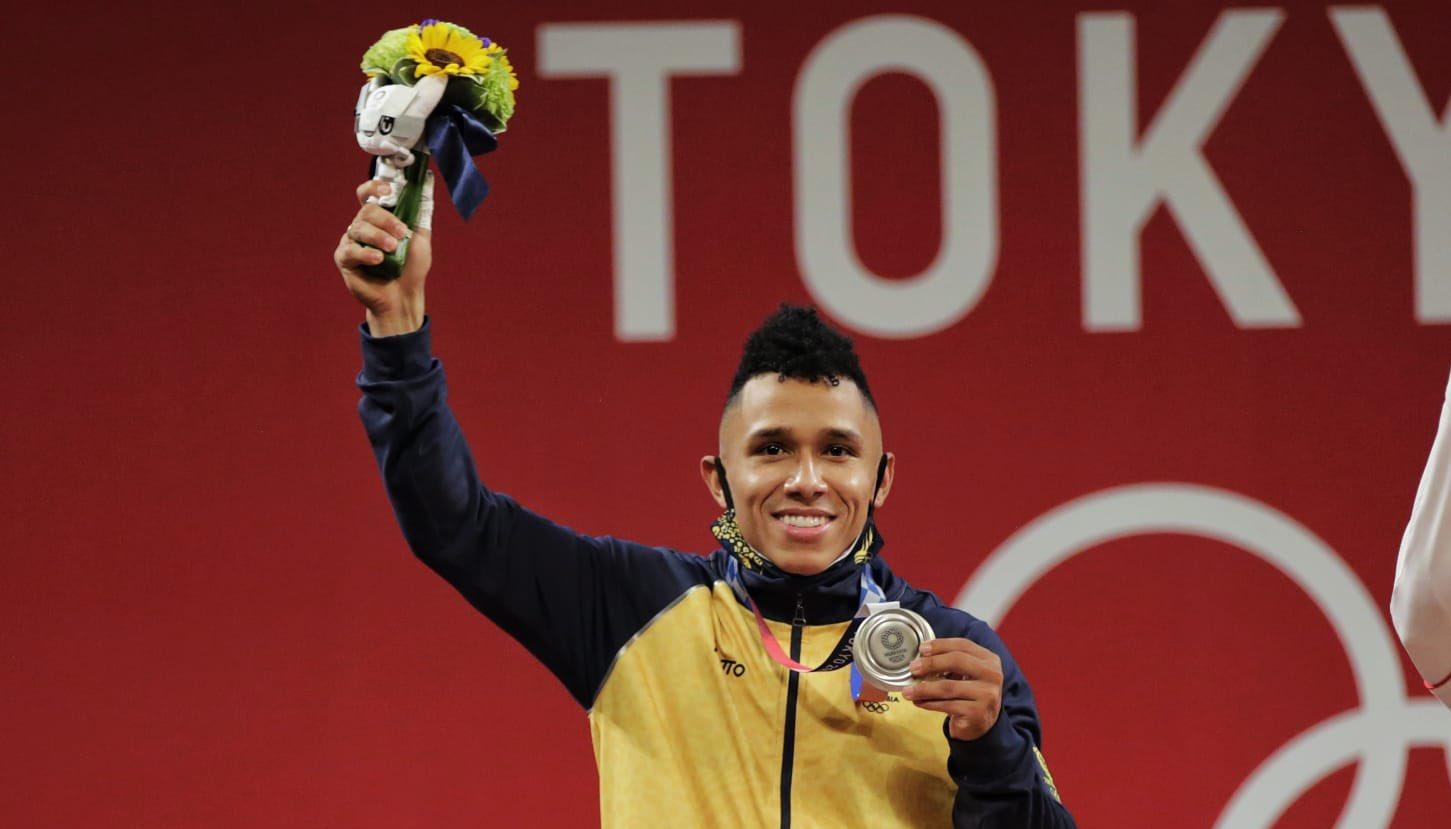 Luis Javier Mosquera logró medalla de plata en los Juegos de Tokio 2020.