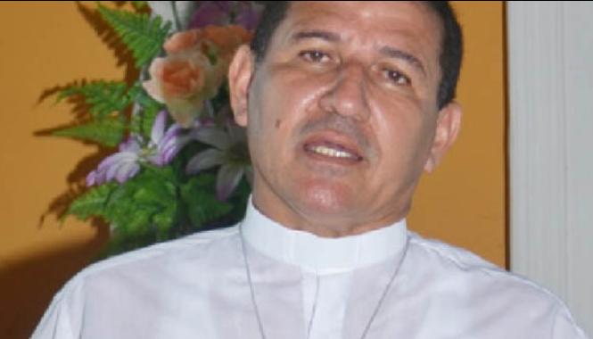 El sacerdote Hernando Fagid Álvarez Yacub, el 'padre Fajid'.