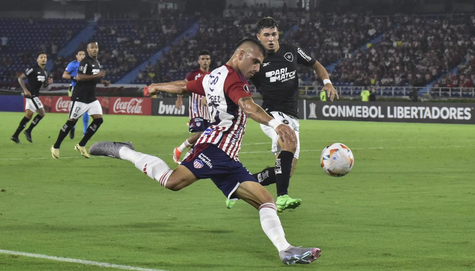 Aspecto del partido en el estadio Metropolitano. 