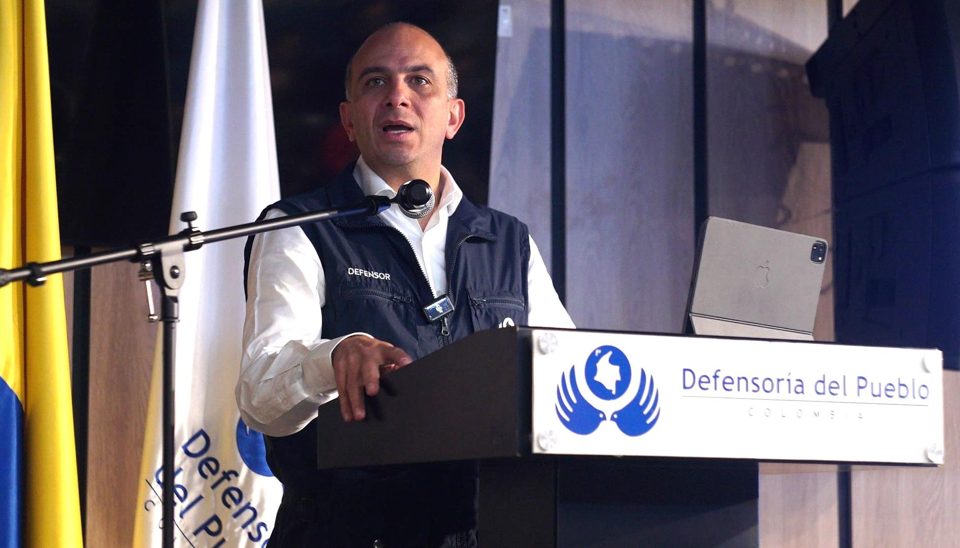 Carlos Camargo, Defensor del Pueblo