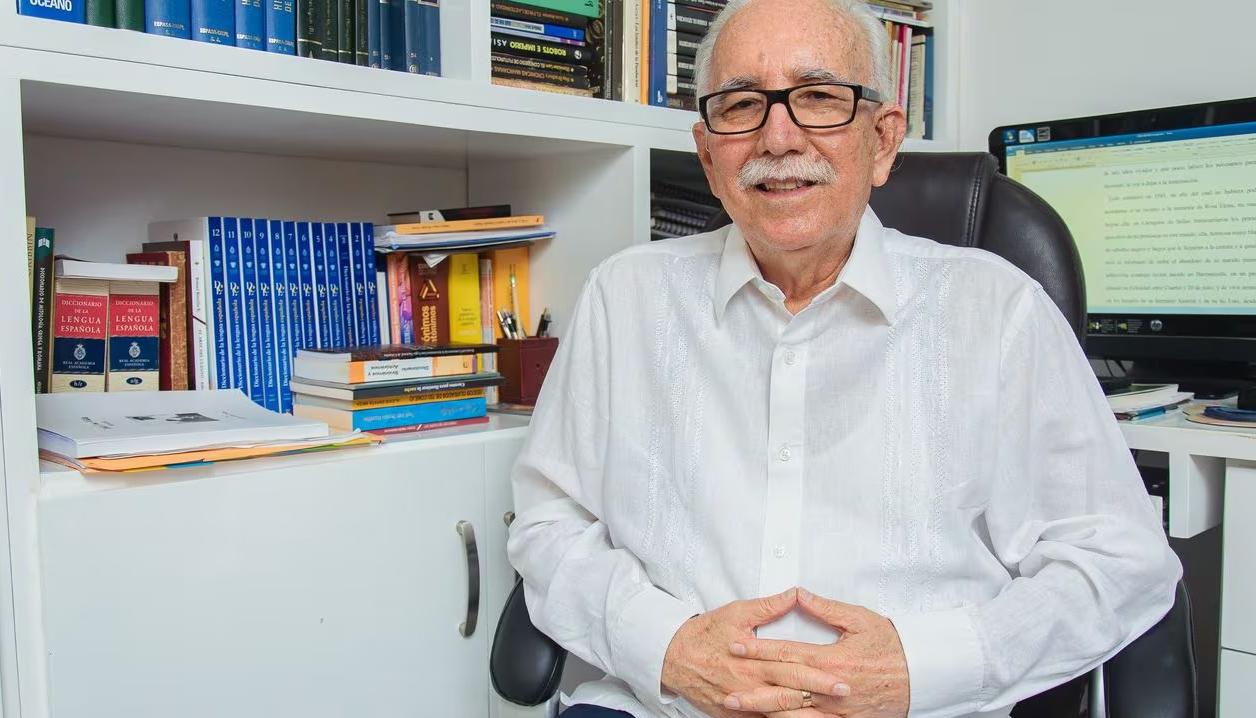Antonio Mora Vélez.