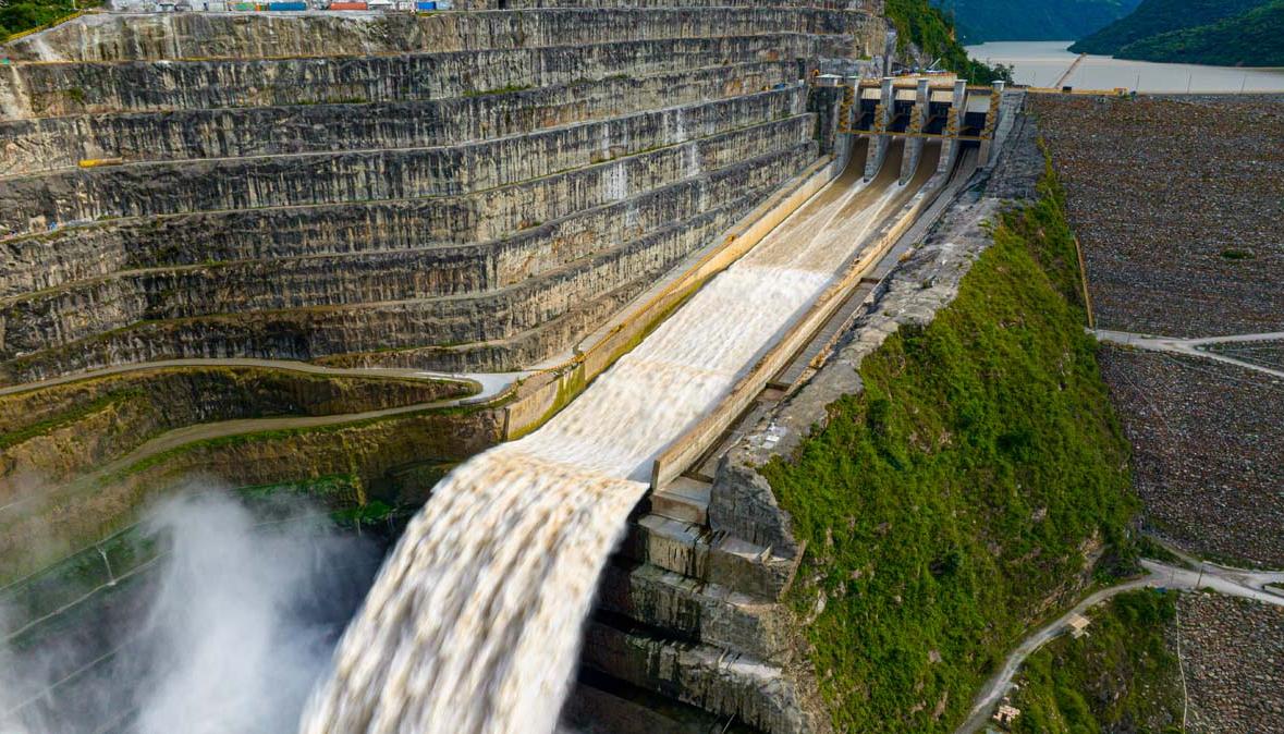 La senda de embalse se ubica en 10.43% puntos porcentuales por encima de la senda de referencia.