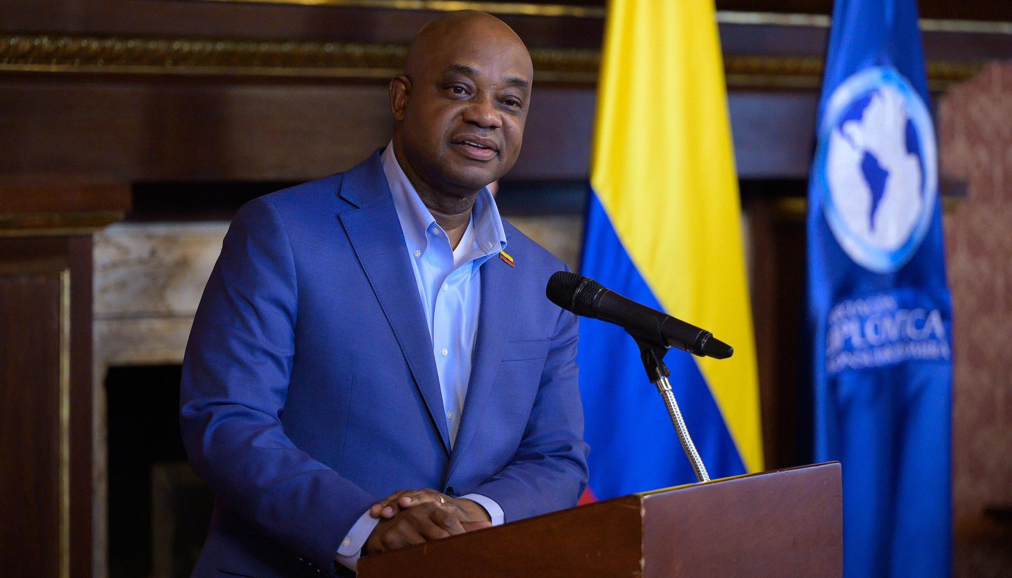 Luis Gilberto Murillo
