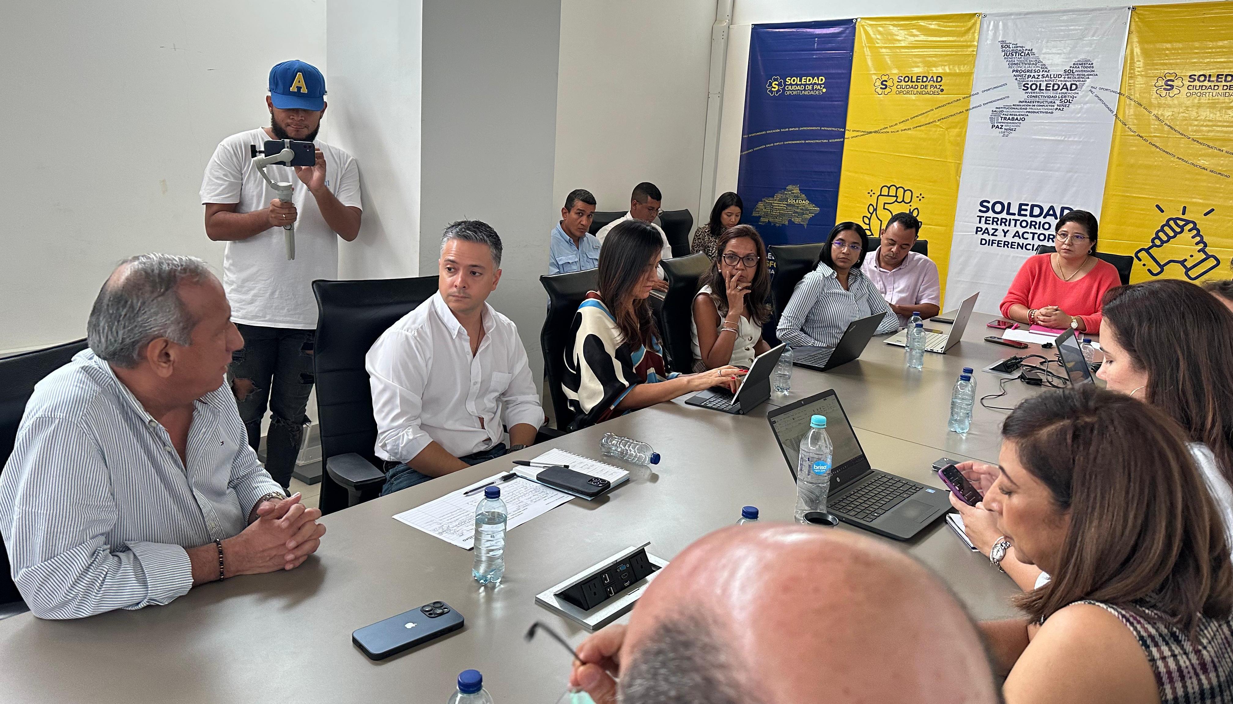 La mesa fue instalada este lunes 20 de mayo.