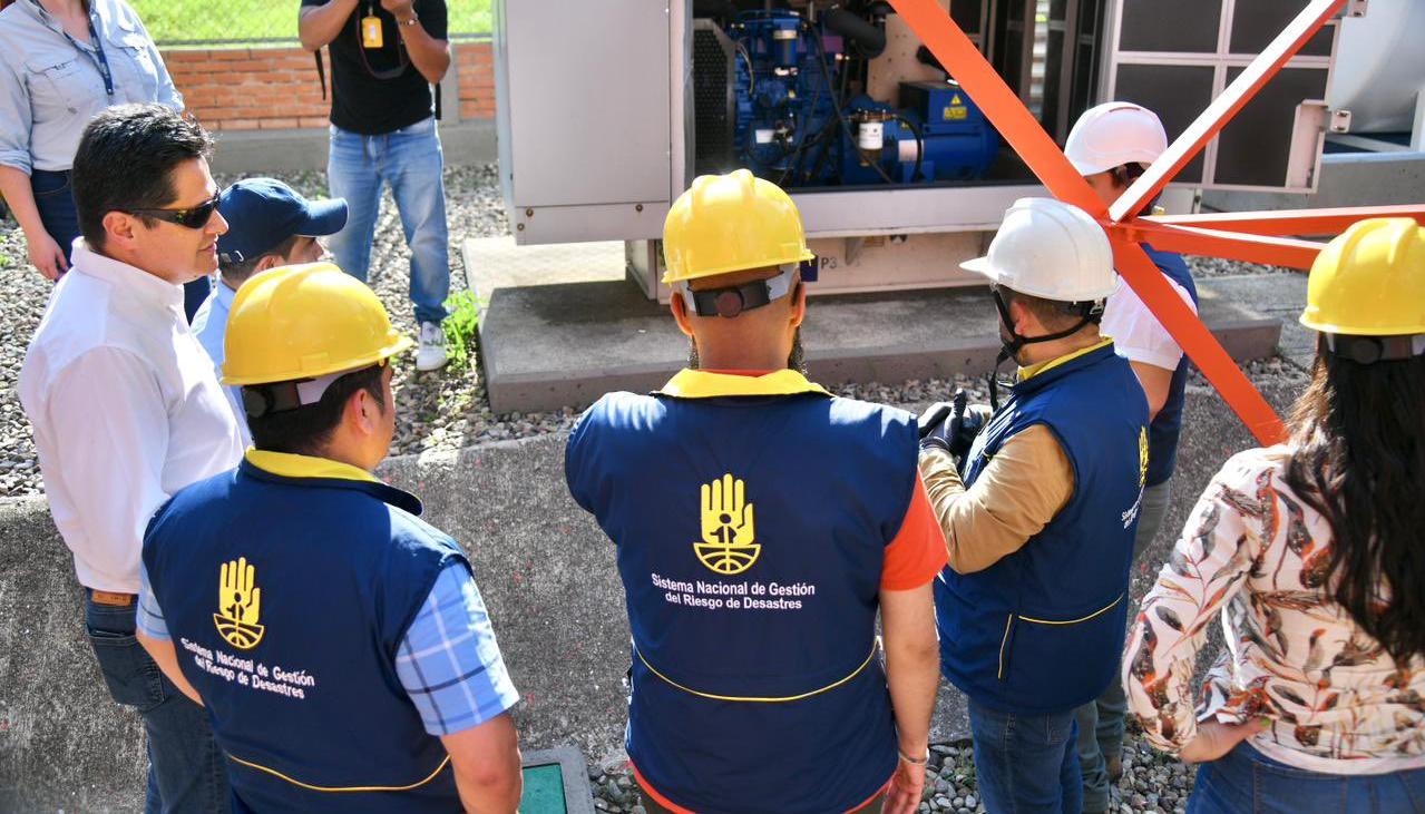 Personal de la UNGRD en atención de emergencia en Barrancabermeja.